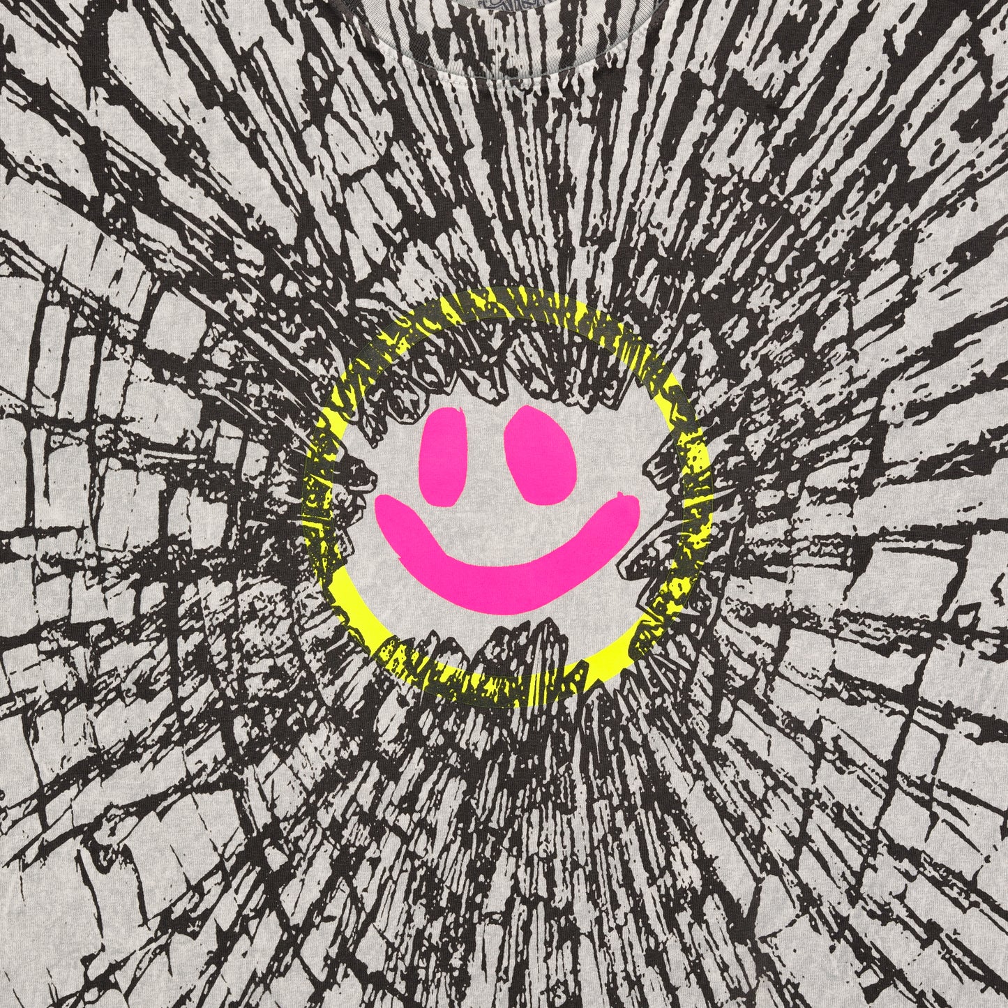 Cracked Smiley Tee (Limestone)