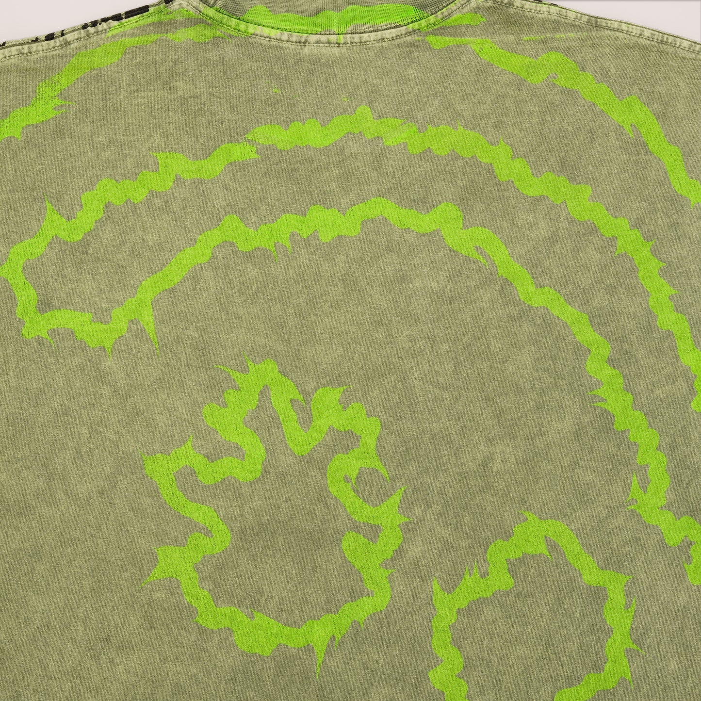 Cracked Smiley Tee (Matcha)
